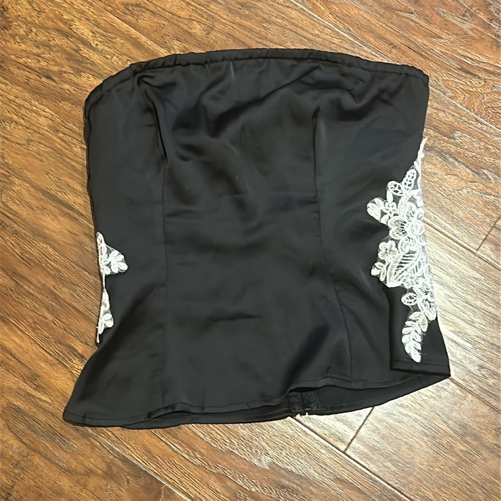 Princess Polly strapless top